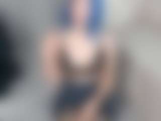 Live cam show with TressieTerrano - Neon Hair on https://playwithruby.com