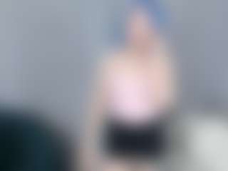 Live cam show with TressieTerrano - Moaning on camwithhim.com