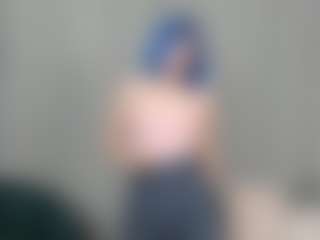 Live cam show with TressieTerrano - Athletic Cosplay on Big Tits