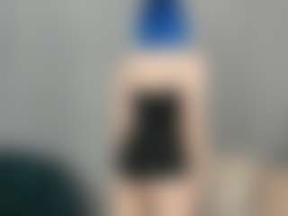 Live cam show with TressieTerrano - Nipple Piercings on Camsoda