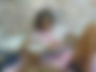 Adisson-petitte's Live Sex Cam Show