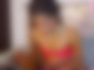 Adisson-petitte's Live Sex Cam Show