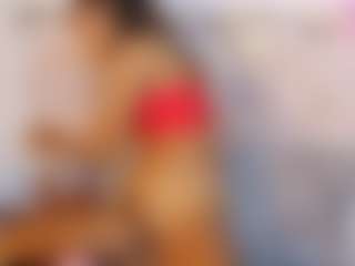 Live cam show with Adisson-petitte - Double Penetration on friskycurves.com