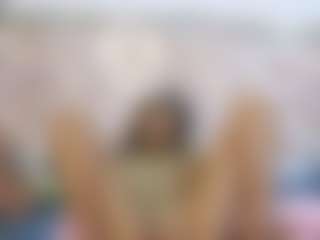 Adisson-petitte's Live Sex Cam Show
