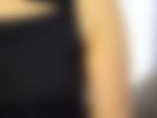 Live cam show with AudriaSwatski - Deepthroat on iamadamtest123.com