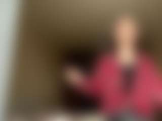 Live cam show with ElvaForshey - Body Massage on Camsoda