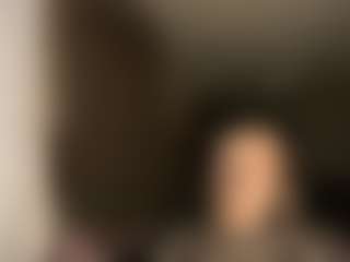 Live cam show with ElvaForshey - Small Tits on madthumbs