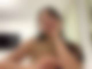 GwynKochan's Live Sex Cam Show