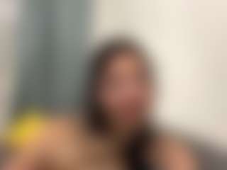 GwynKochan's Live Sex Cam Show