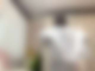 Live cam show with Nelly - New Brown Eyes on AdultVida.com
