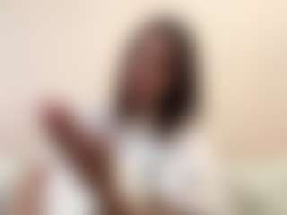 Live cam show with Nelly - Small Tits Teen (18+) on Gym Cam Girls