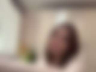 Live cam show with Nelly - Amateur Brown Hair on Milfs Live