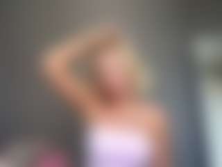 Live cam show with NamVandal - Sexy on Dolls Live