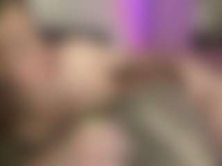 Live cam show with NanciDrott - Red Hair Young Adult on Camsoda