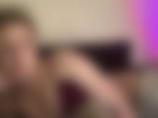 Live cam show with NanciDrott - Solo on CamClone