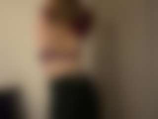 Live cam show with NanciDrott - Red Hair Blowjob on fapnchat