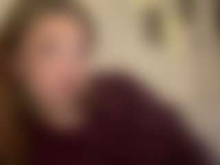 Live cam show with NanciDrott - Yoga on chickslive.net