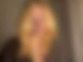 Live cam show with NanciDrott - Nipple Piercings on StripNow
