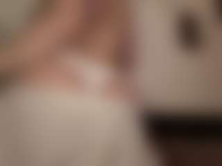 Live cam show with NanciDrott - Gray Eyes on Camsoda