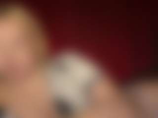 Live cam show with NanciDrott - Blonde Hair on Camsoda