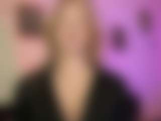 Live cam show with NanciDrott - Average on SpankPalCams