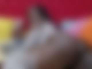 Live cam show with SpoiledBrat012 - New Squirt on CamClone