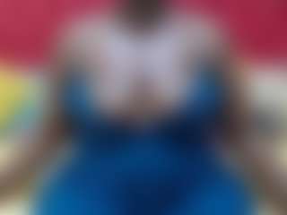 Live cam show with SpoiledBrat012 - BBW on StripNow