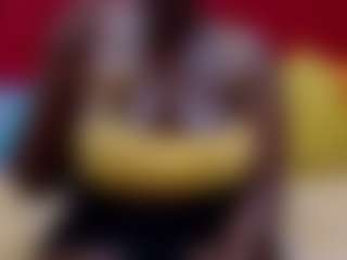 Live cam show with SpoiledBrat012 - Drinking on Hubzter Live