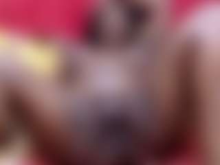 SpoiledBrat012's Live Sex Cam Show
