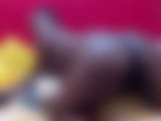 SpoiledBrat012's Live Sex Cam Show