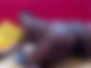 SpoiledBrat012's Live Sex Cam Show