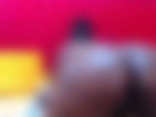 SpoiledBrat012's Live Sex Cam Show
