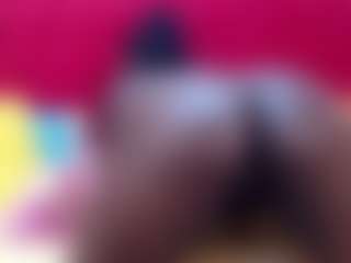 SpoiledBrat012's Live Sex Cam Show