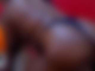 SpoiledBrat012's Live Sex Cam Show