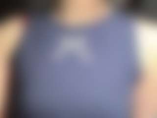 Live cam show with Alice - Fingering White on CamwithHer