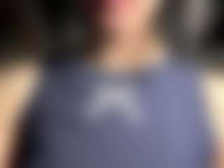 Live-Cam-Show mit Alice - Bedroom auf Camsoda