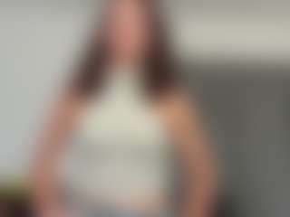 Live cam show with Monica - Fetish Brown Hair on Gym Cam Girls