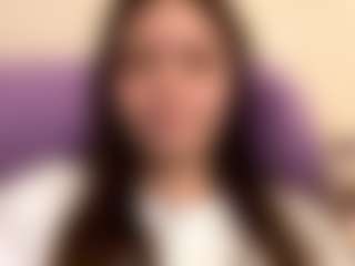 Live cam show with Celeste - Submissive on makecum.org