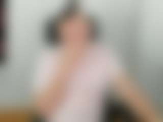 Live cam show with VesperKindling - Green Eyes on CamwithHer