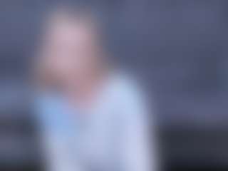 Live cam show with ZeldaWesner - Skinny on Streamer API