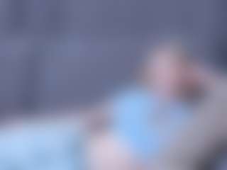 Live cam show with ZeldaWesner - Young Adult on eurowanks.com