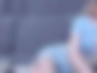 Live cam show with ZeldaWesner - Athletic Teen (18+) on Dolls Live