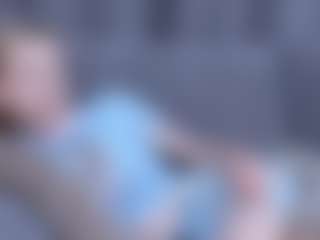 Live cam show with ZeldaWesner - Blue Eyes on Camversity
