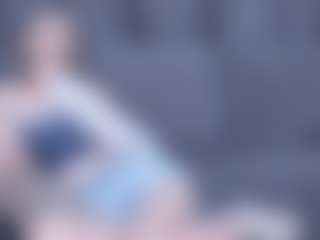Live cam show with ZeldaWesner - Gamer Athletic on fuklive.com