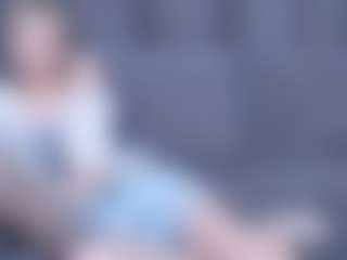 Live cam show with ZeldaWesner - Oil on Gym Cam Girls
