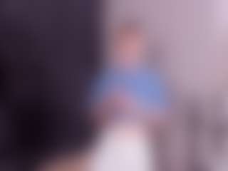 Live cam show with ZeldaWesner - Blonde Hair on CamClone
