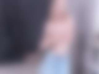 Live cam show with ZeldaWesner - Oil on Sweet Sext