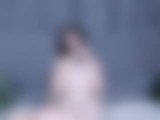 Live cam show with ZeldaWesner - Teen (18+) on Cam Slut