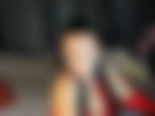 Spettacolo in cam dal vivo con Amelia-Greyson - Freak su Camsoda