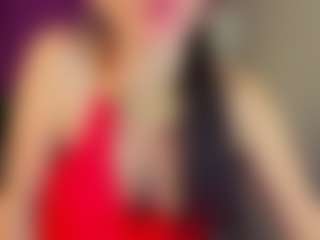 Spettacolo in cam dal vivo con Amelia-Greyson - Bi su Camsoda